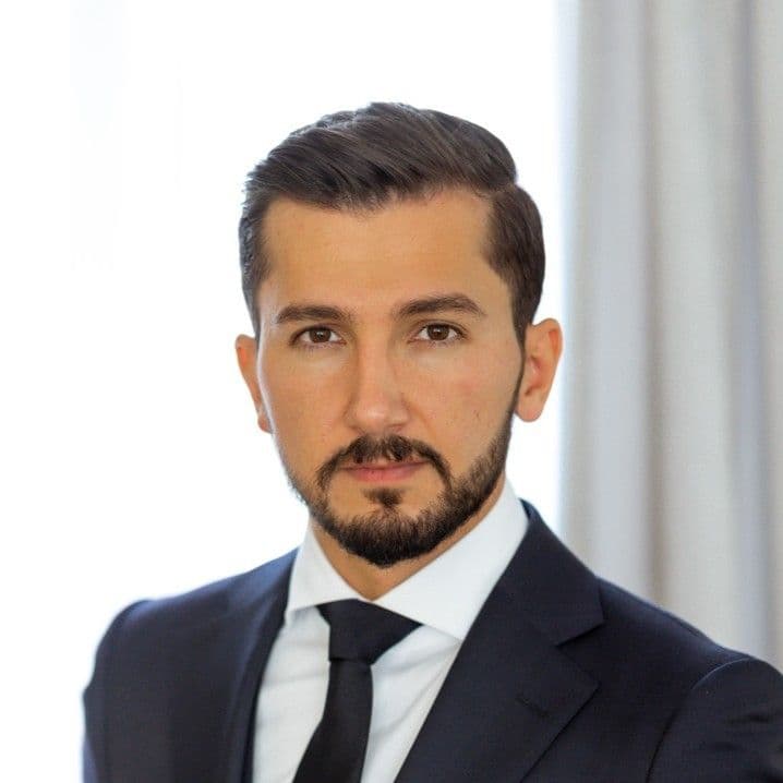 AKDOGAN Hugo CEO